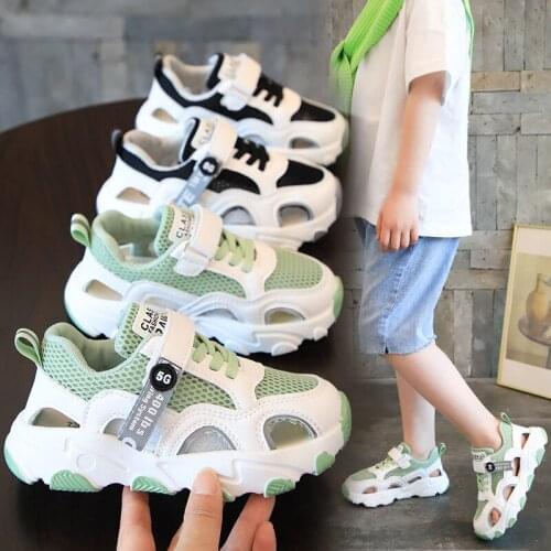 Childrens sports sandals 2021 spring and summer trendy boys' Baotou hollow mesh lightweight girls' beach shoes non-slip fashion