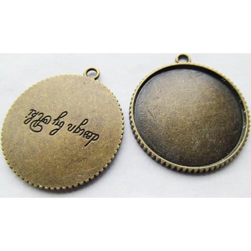 50pcs Antique Silver tone/Antique bronze Base Setting Tray Bezel Pendant Charm,Caved Border,fit 35mm Round Cabochon/Cameo