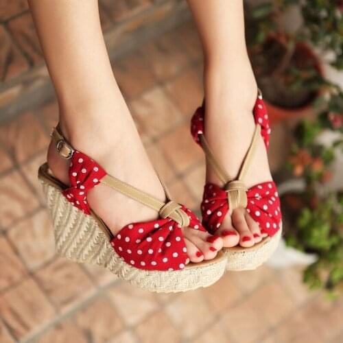 Fashion Wedges Sandals Women 2021 Polka Dot Buckle Strap Sandales High Heels With Platforms Sandals Female Casual Women Shoes