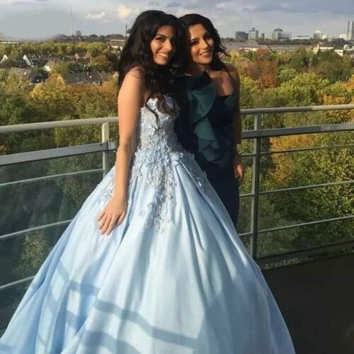 Arabic Sky Blue Sweetheart Sleeveless Ball Gown Quinceanera Dresses With Handmade Flowers Appliques Sweet 16 Prom Party Dresses
