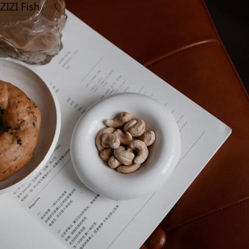 White Cute Plate Ceramic Sauce Dipping Sauce Dish Japanese Restaurant Sushi Vinegar Dish Home Seasoning Dish Small Tableware