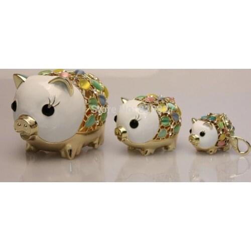 3 pc Pig Family Home Decor Mother Mom Babies Trinket family, One Key Chain Decor, 2 holding box