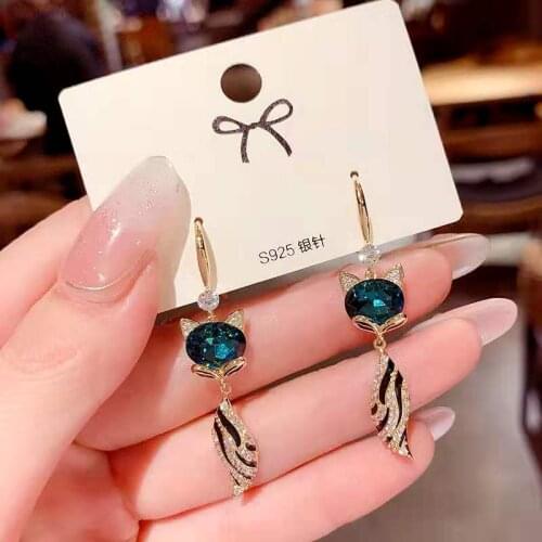 Blue Fox Pendant Fashion Women Simple Earrings French Youth Earrings 2021 Trend Retro Womens Jewelry