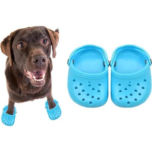Hot Sale Pet Breathable Rubber Rain Slippers Nonslip Footwear for Large Dog Pets Outdoor Dog Candy Colors Chew Toy
