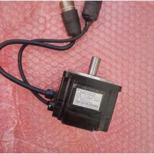 SGMPH-02AAA41 , servo motor , used in good condition . 80% appearance new , good working , free shipping