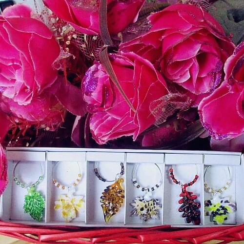 6pcs custom Murano Glass maple leaf Figurines Christmas decorations glass marker Rings pendant Bar Party Wine GLASS CHARMS SETS