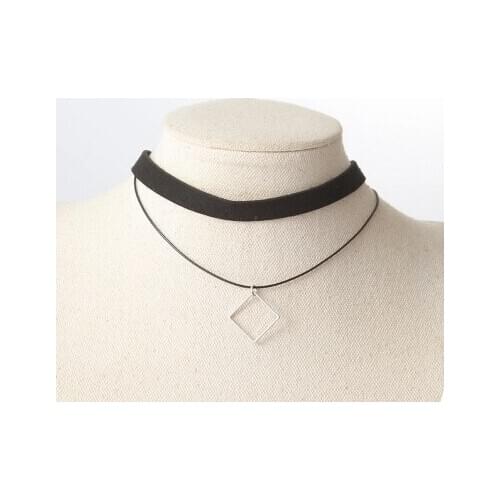 N333 Hot Faux Leather Choker Fashion Simple Black Velvet Rope Silver Triangle False Collar Necklace women collier Bijoux