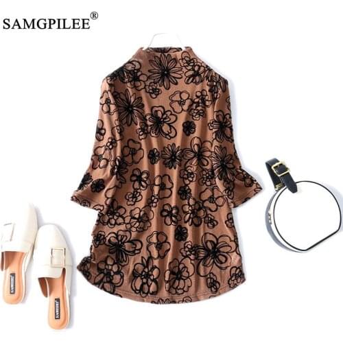 T-shirts Women 2021 Korean Casual Lace Three Quarter Sleeve Floral Turtleneck Jacquard Flocking Womens Bottoming Vintage T Shirt