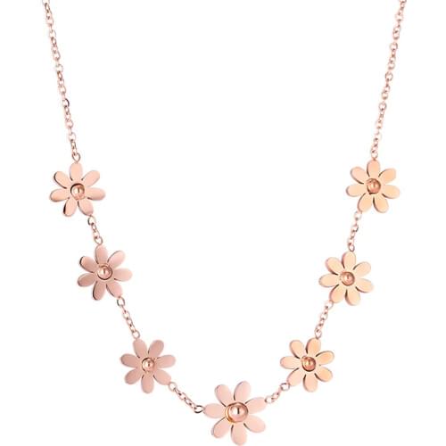 Sunflower Necklace Dainty Stainless Steel Gold Daisy Flower Necklace Cute Petal Charms Pendant Women Jewelry Rose Gold Trendy