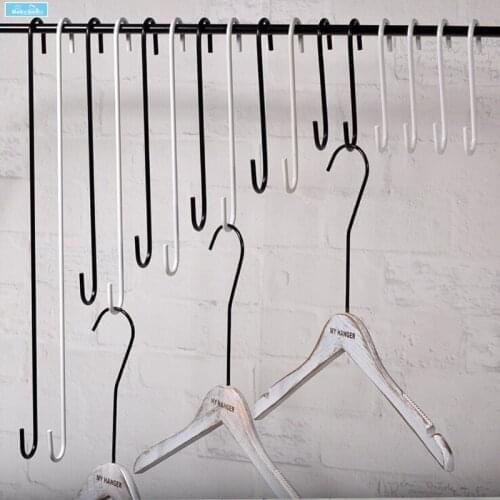 Matel Wire Black or white S Hooks Six size for Clothes Fashion Shop Ornament Hangers
