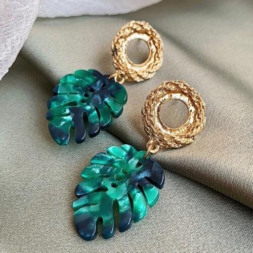 2020 New Arrival Acrylic fashion Geometric fine Women Drop Earrings contracted sweet Green Leaf modelling long earrings