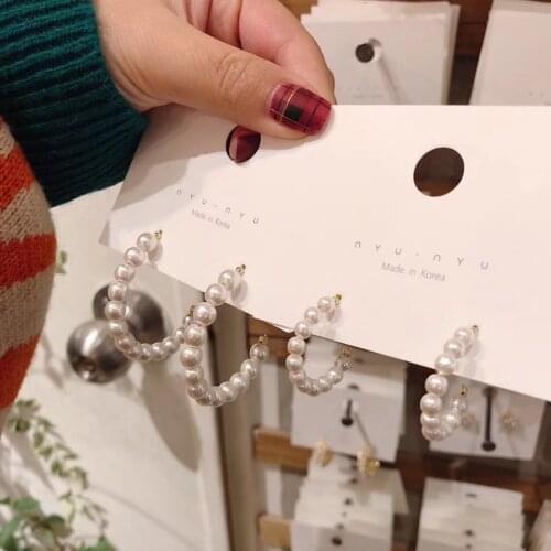 New Design Imitation Pearls Earrings for Women Hoop Earring Female 2018 Fashion Jewelry Korean Earrings Ladies Girls Gift