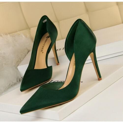 Women Pumps Shoes Summer Satin Thin 9.5cm High Heels Side Hollow Pointed Toe Slip-On Shallow Club Sexy Lady Party Female Shoes