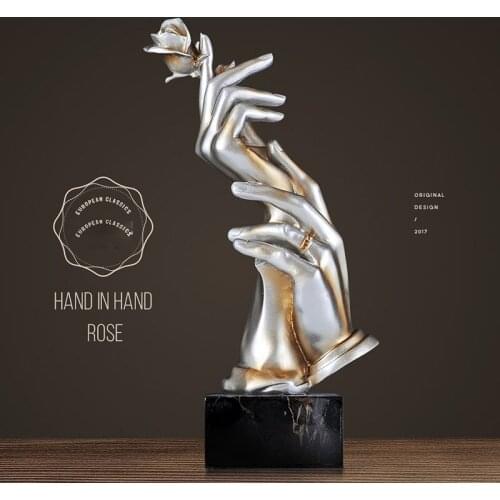 Hand Rose Luxury Resin Arts Crafts Wedding Gifts Creative Sculptures Livingroom Desktop Ornaments Home Furnishings Decoration