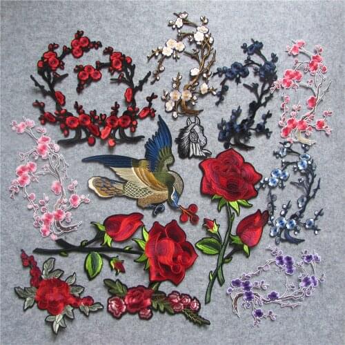 Plum Blossom Flower Applique Clothing Embroidery Patch Fabric Sticker Iron On Sew On Patch Craft Sewing Repair Embroidered