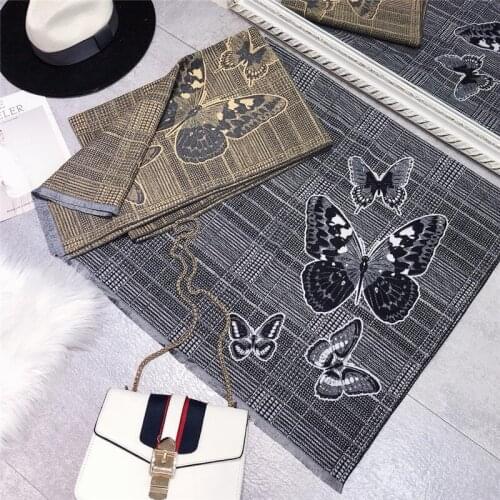 Autumn and Winter New Womens Fashion Warm Scarf.Butterfly Pattern Cashmere Fleece Oversized Shawl.Korean Version of Sweet Scarf