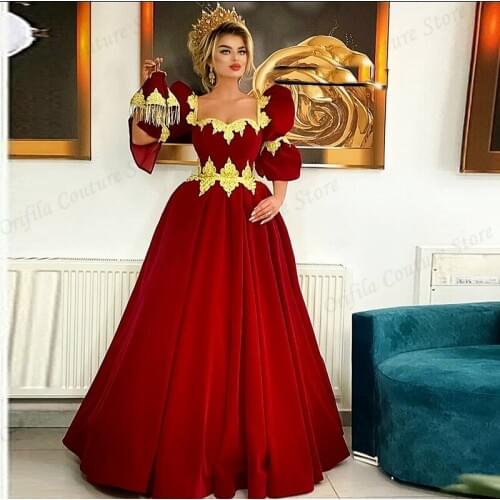 Middle East Arabic Dubai Prom Dresses A Line Gold Applique Formal Evening Party Gowns Red Velvet vestido de fiesta Party Wear