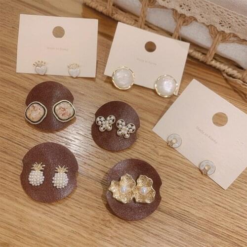 Woman 925 Sterling Silver Gold Pearl Floral Stud Earrings Women Charming Trendy Party Fashion Wedding Jewelry Accessories