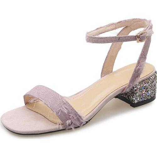 Summer new 2019 comfortable thick heel with buckle with open toe sandals 33-40