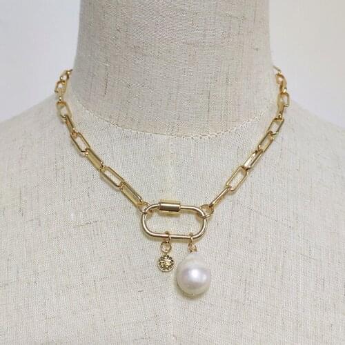 Siqi Vintage Pendants