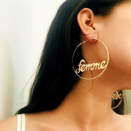 Vinrage Geometric Plume Letters Drop Earrings For Women Exaggerated Temperament Circle Dangle Earrings 2020 Womens Jewelry