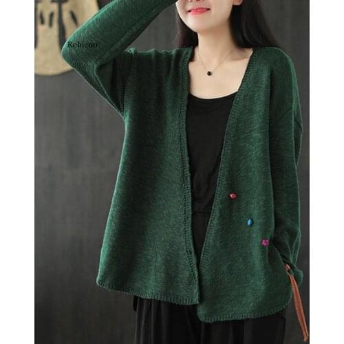 Autumn New Retro Plate Buckle V-Neck Long Sleeve Knitwear Sweaters Loose Leisure All-Match Fashion Women Sweater