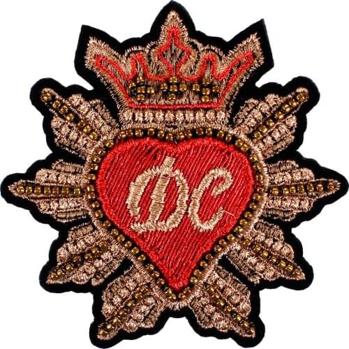 10pieces Embroidery Gold Crown Red Heart Design Patches DIY Sewing for T-shirt Bags Garment Badge Applique Accessories TH965