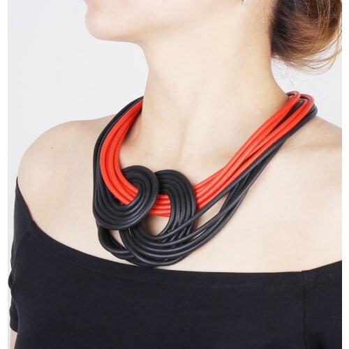 YD&YDBZ A Red Black Circle Vintage Gothic Handmade Rubber Short Necklace Streetwear Ladies Jewelry Accessories