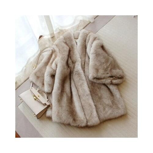 Top brand High-end New Style Fashion Women Faux Fur Coat 18S46 high quality