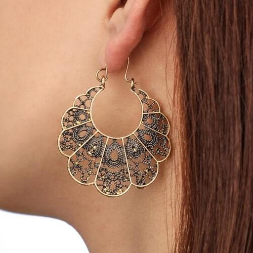 Hot Sale Women Earrings Vintage Multi-shape Delicate Carved Ear Hook for Banquet Fashion Jewelry Dangle Earrings 2021 New