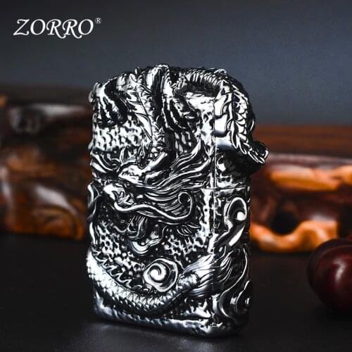 Luxury 3D Dragon Carving Lighter Vintage Metal Weel Kerosene Lighters Unique Gasoline Lighters Windproof Oil Smoking Lighter