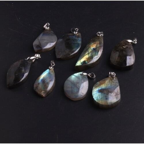 12pcs High Quality Natural Crystal Moonstone Labradorite Stone Pendant All Natural Stone Pendants Necklace Pendulo Radiesthesia