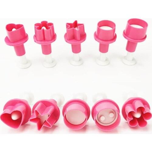 5PCS Cake Decoration Tool Biscuit Cutter Kitchen Supplies Plastic Embossing Die Food Grade Baking Accessories Cake Molds