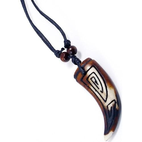 Fashion Punk Spike Wolf Tooth Pendant Leather Rope Necklace For Men Cool Vintage Imitation Yak Bone Carved Amulet Women Jewelry