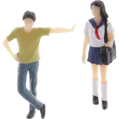 2 Pieces Japanese Uniform Student People Figures Diorama Layout 1:64 S