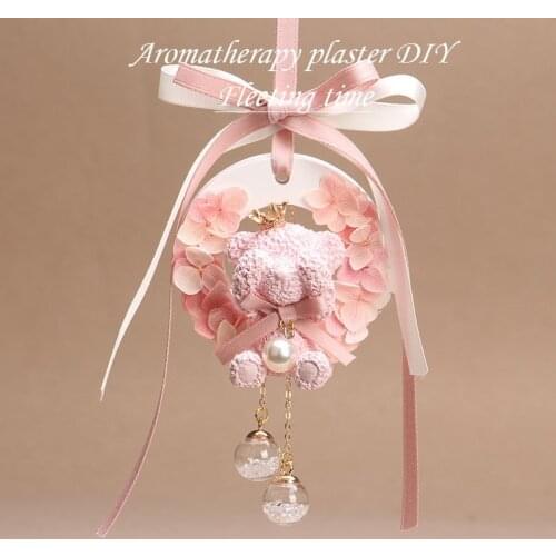 Korean Version Creative Female Car Perfume Pendant Immortal Flower Teddy Diffuser Stone High End Rearview Mirror Car Pendant