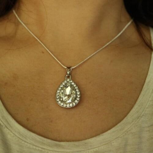 1pc wedding party gift Fashion glass rhinestone pendant sweater chain for women Exquisite pendant necklace