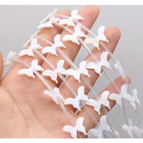 Selected natural freshwater shell butterfly-shaped beads are used to make DIY exquisite womens jewelry bracelets 15pieces/piece