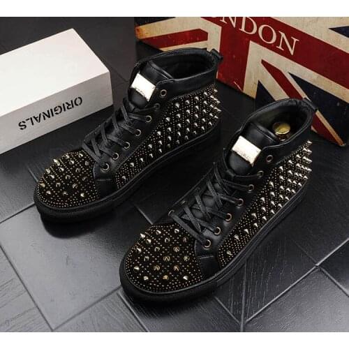 2021 Men luxury Designer Rivet rhinestones Casual flats Hip-hop crystal High tops Shoes moccasins skateboard Shoes