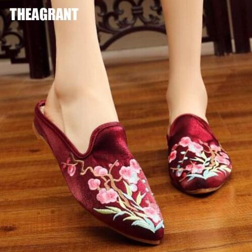 THEAGRANT National Embroidery Women Slippers Casual Flat Shoes Pointed Toe Mules Outside Vintage Ladies Slip On Slides WSL3045