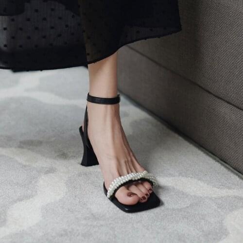 Summer Heel Ankle Strap Sandals Fashion Rhinestone pearl Narrow Band Open Toe Gladiator Sandal Women Casual Lace Up Shoes