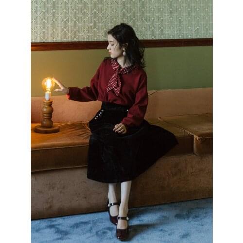 2019 new fashion womens clothing Winter Vintage Sweater Velvet Skirt Set 2 piece set women