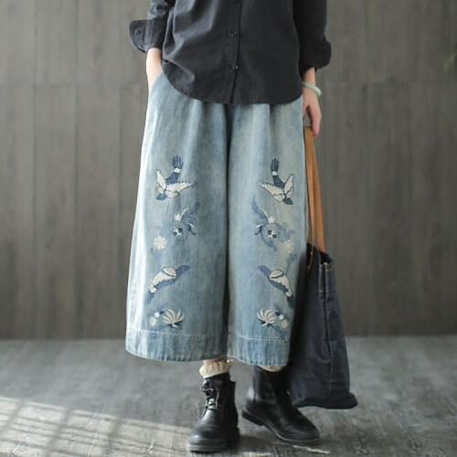 Free Shipping 2019 New Fashion 3/4 Pants For Women Denim Jeans Trousers Elastic Waist Wide Leg Pants Embroidery Vintage Pants