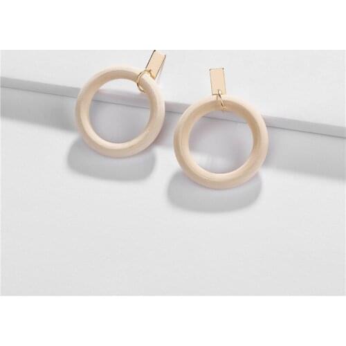 Popular Round Wood Frame Metal Earring Women Unique Fashion Jewelry Fancy Statement Earrings for Girls