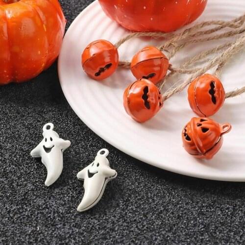 Halloween Ghost Bell Pumpkin Cartoon Little Bell Halloween Decorations for Home Outdoor Holiday Earring for Holiday Indoor Decor
