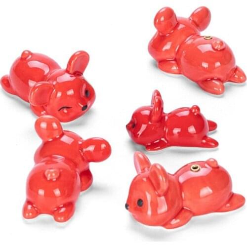 1PC Random Ceramic Red Mouse Shape Home Restaurant Dining Table Chopstick Rest Study Pen Holder Decoration
