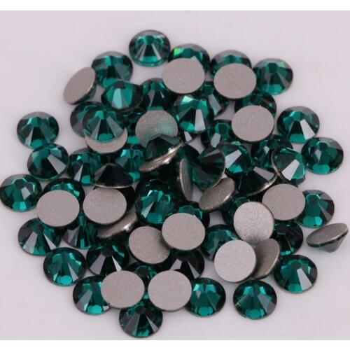 Good Quality ss3-ss34 Emerald Flat Back Nail Art Glue On Non Hot Fix Crystals