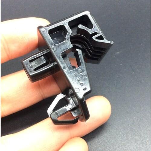 Original for Toyota 2007-2015 Highlander Prado RAV4 2 2003 Headlamp Buckle clip