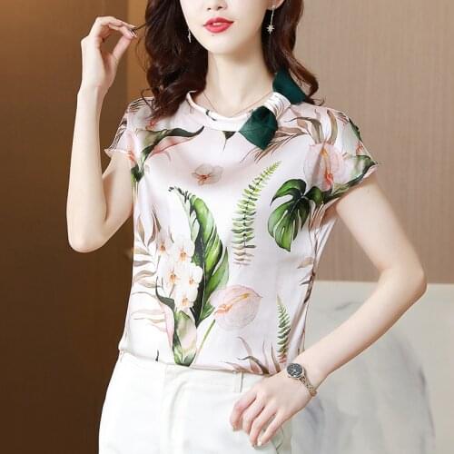 Summer Korean Fashion Silk T-shirts for Women Vintage Satin Tops for Women Short Sleeves Black Office Lady Shirts