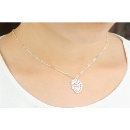 2019 Europe/US Fashion Hollow Out Heart Pendant Cute Heart Necklace Gift For Mom/Girlfriend Party Jewelry